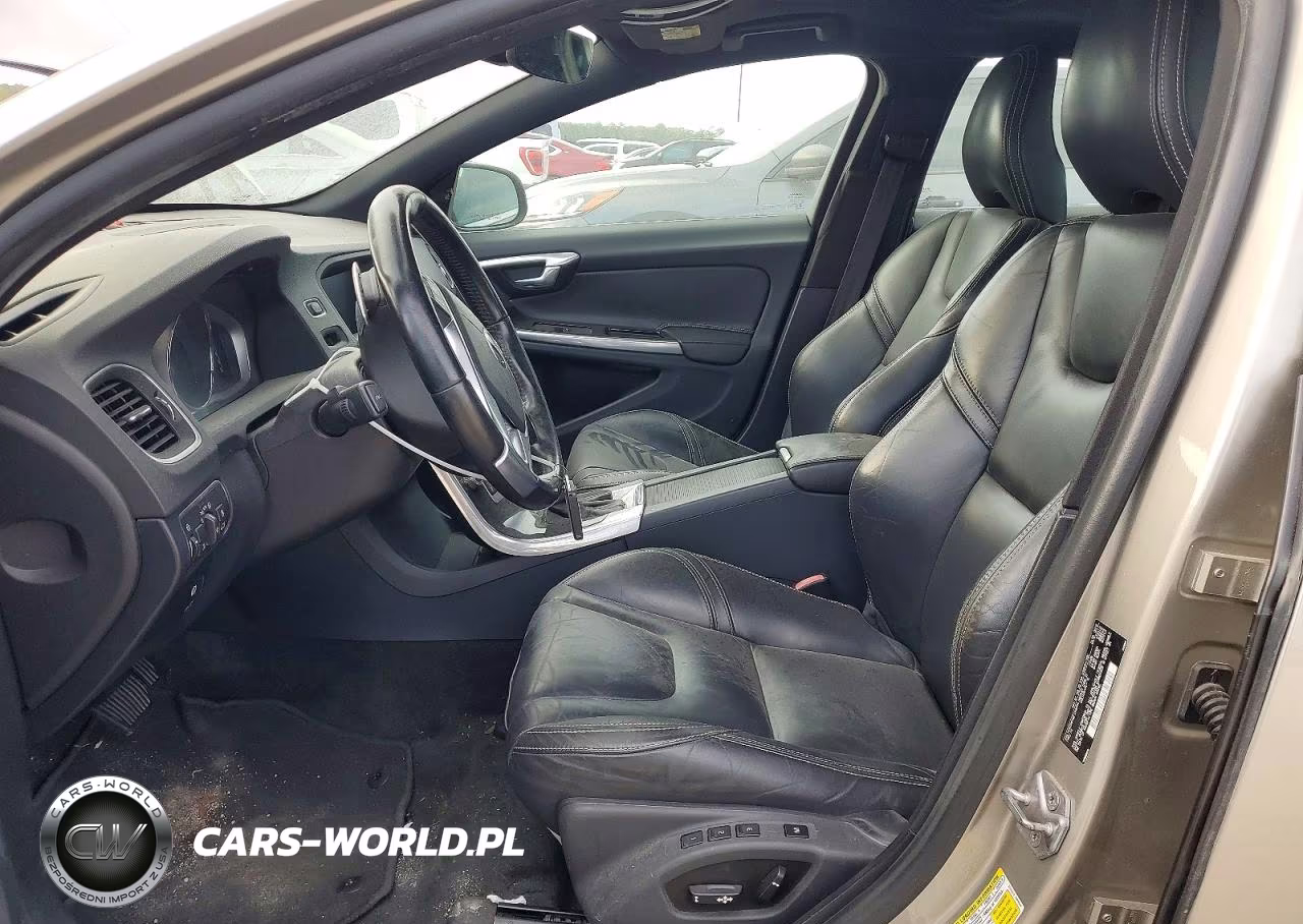 2015 Volvo S60 Platinum VIN:YV149MFM2F1346704 - 7