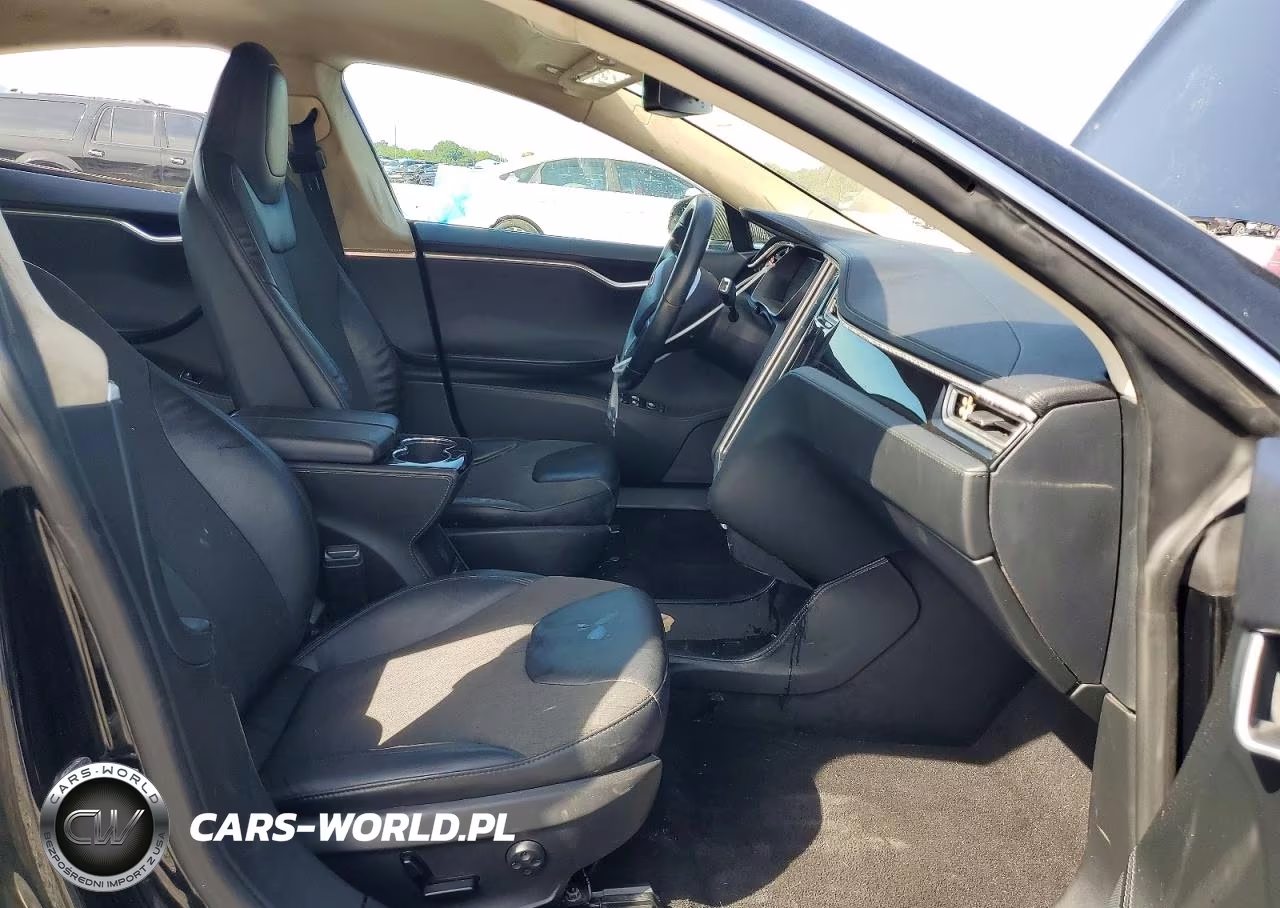 2014 Tesla Model S VIN:5YJSA1S11EFP38724 - 7