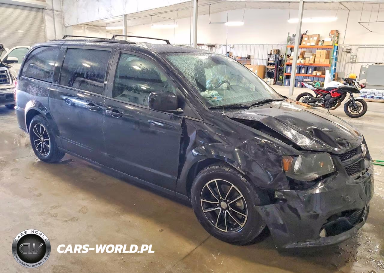 2019 Dodge Grand Caravan Gt VIN:2C4RDGEG2KR647504 - 4
