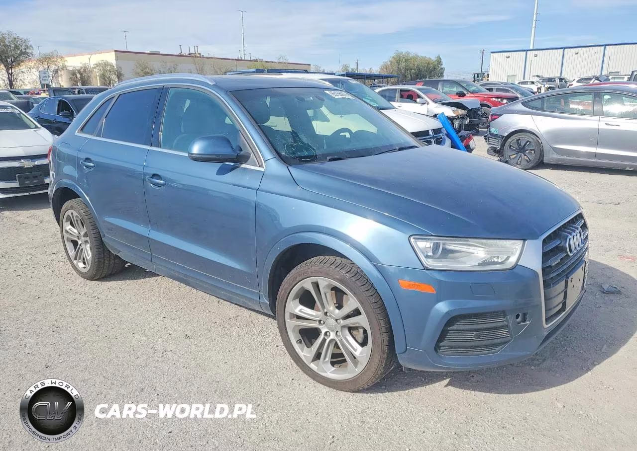 2016 Audi Q3 Premium Plus VIN:WA1EFCFS0GR010011 - 4