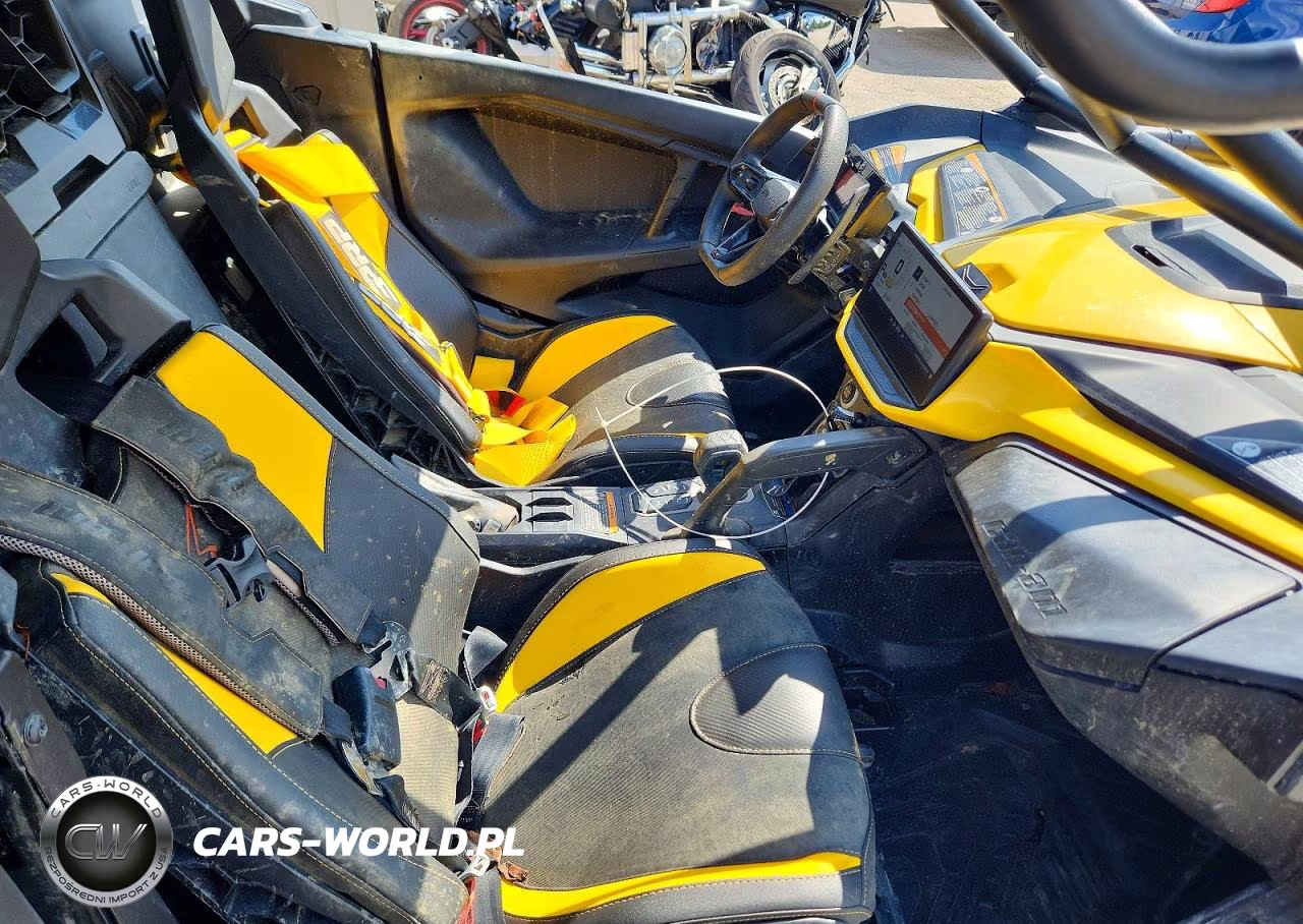 2024 Can-Am Maverick R X Rs Utility Vehicle VIN:3JB8XAT45RE000991 - 5