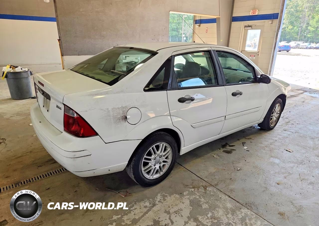 2005 Ford Focus Zx4 VIN:1FAFP34N75W147276 - 3