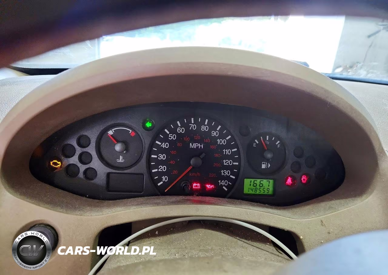 2005 Ford Focus Zx4 VIN:1FAFP34N75W147276 - 9