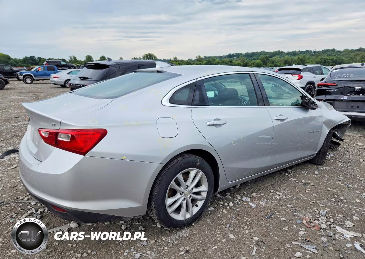 2018 Chevrolet Malibu Lt VIN:1G1ZD5STXJF137521 - 3