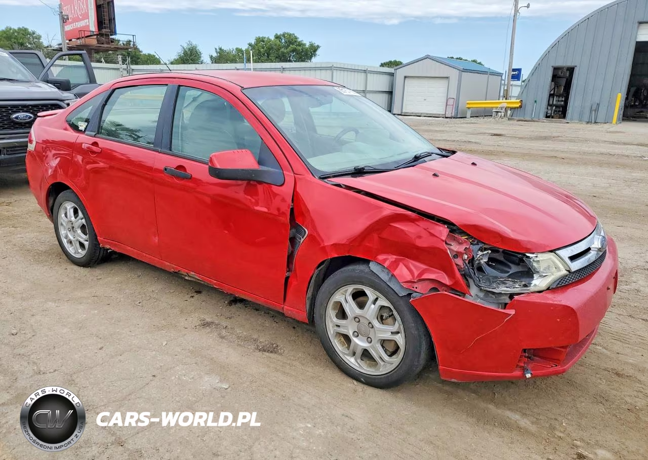 2008 Ford Focus Se VIN:1FAHP35N38W122418 - 4