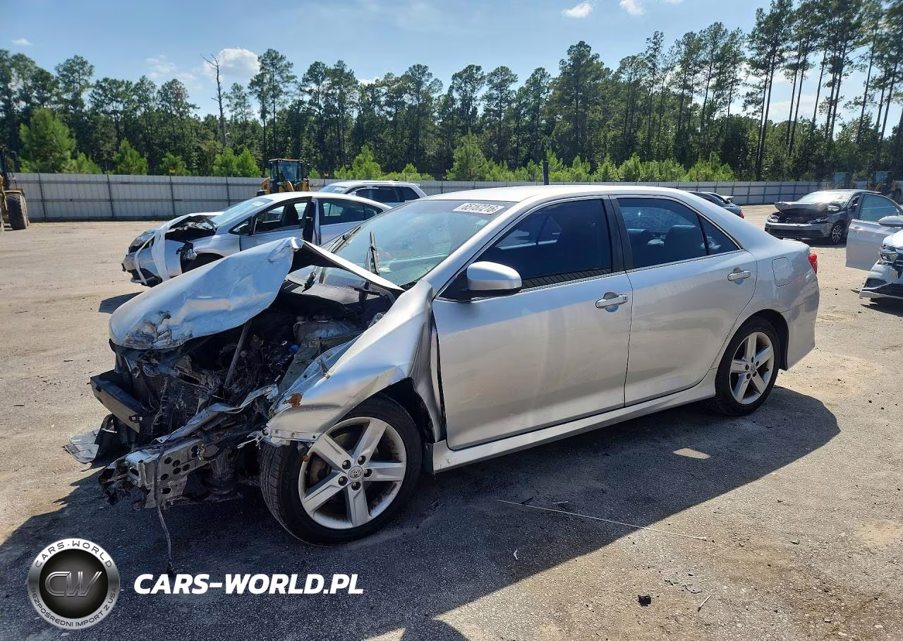 2012 Toyota Camry Se – zdjęcie 1 z 12