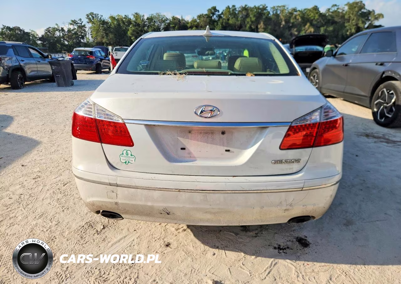 2011 Hyundai Genesis 3.8L VIN:KMHGC4DE8BU117559 - 6