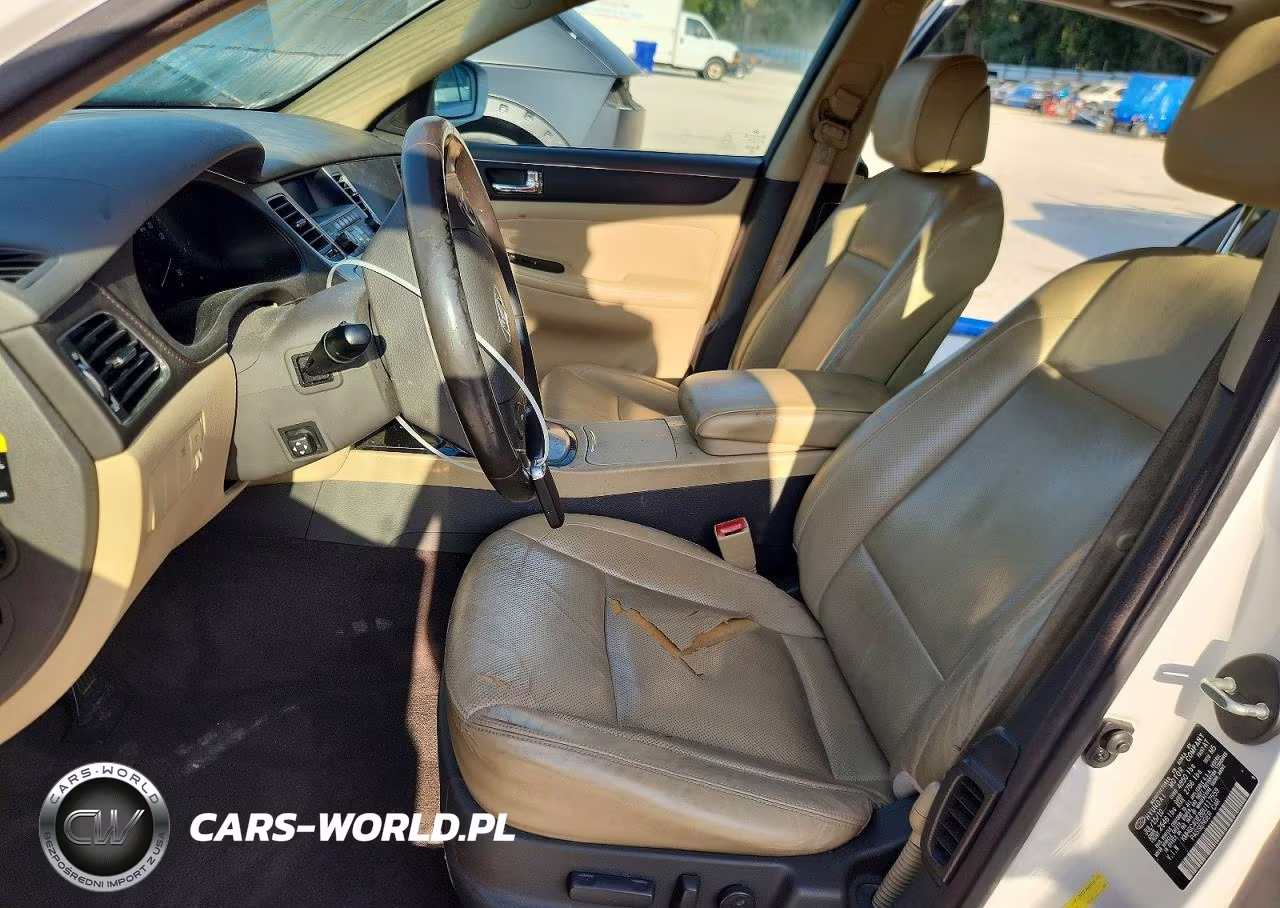 2011 Hyundai Genesis 3.8L VIN:KMHGC4DE8BU117559 - 7