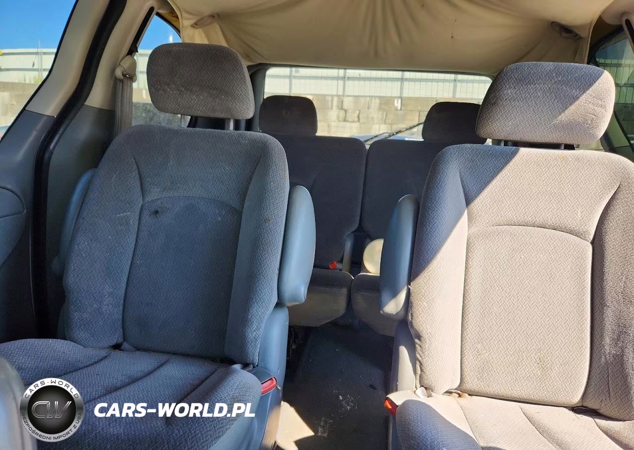 2005 Dodge Caravan Sxt VIN:1D4GP45R05B360716 - 10