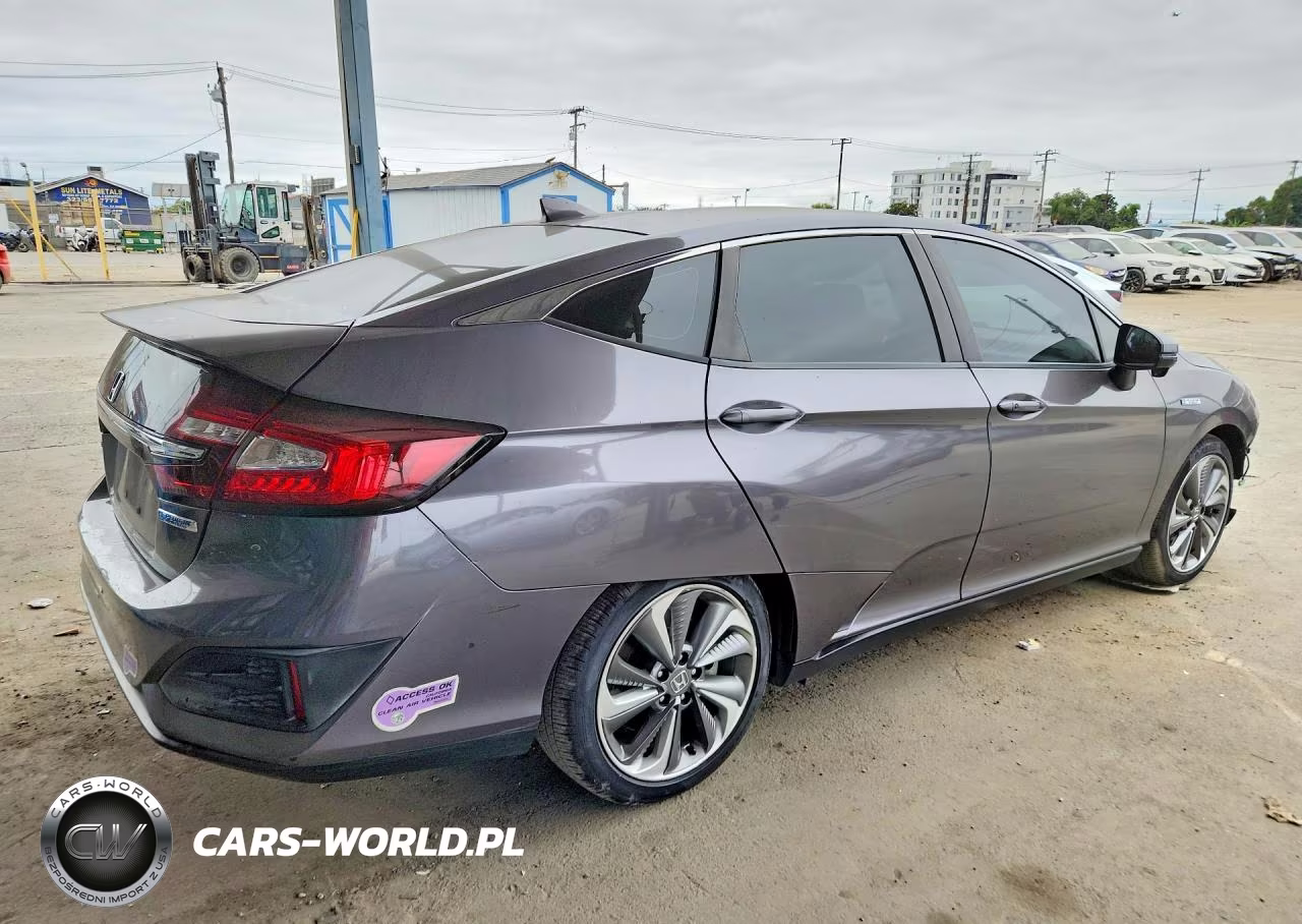 2018 Honda Clarity VIN:JHMZC5F12JC022284 - 3