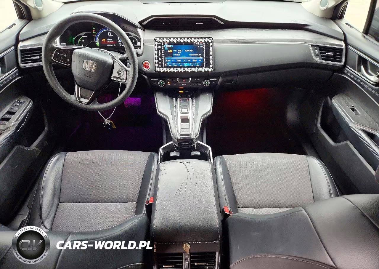 2018 Honda Clarity VIN:JHMZC5F12JC022284 - 8