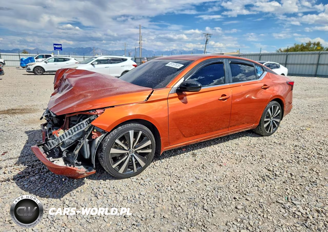2021 Nissan Altima Sr