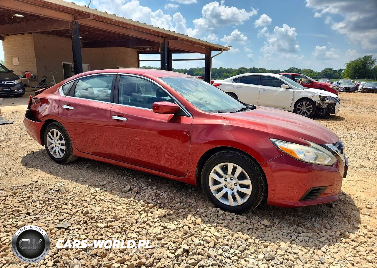 2016 Nissan Altima 2.5 S VIN:1N4AL3APXGC172155 - 4