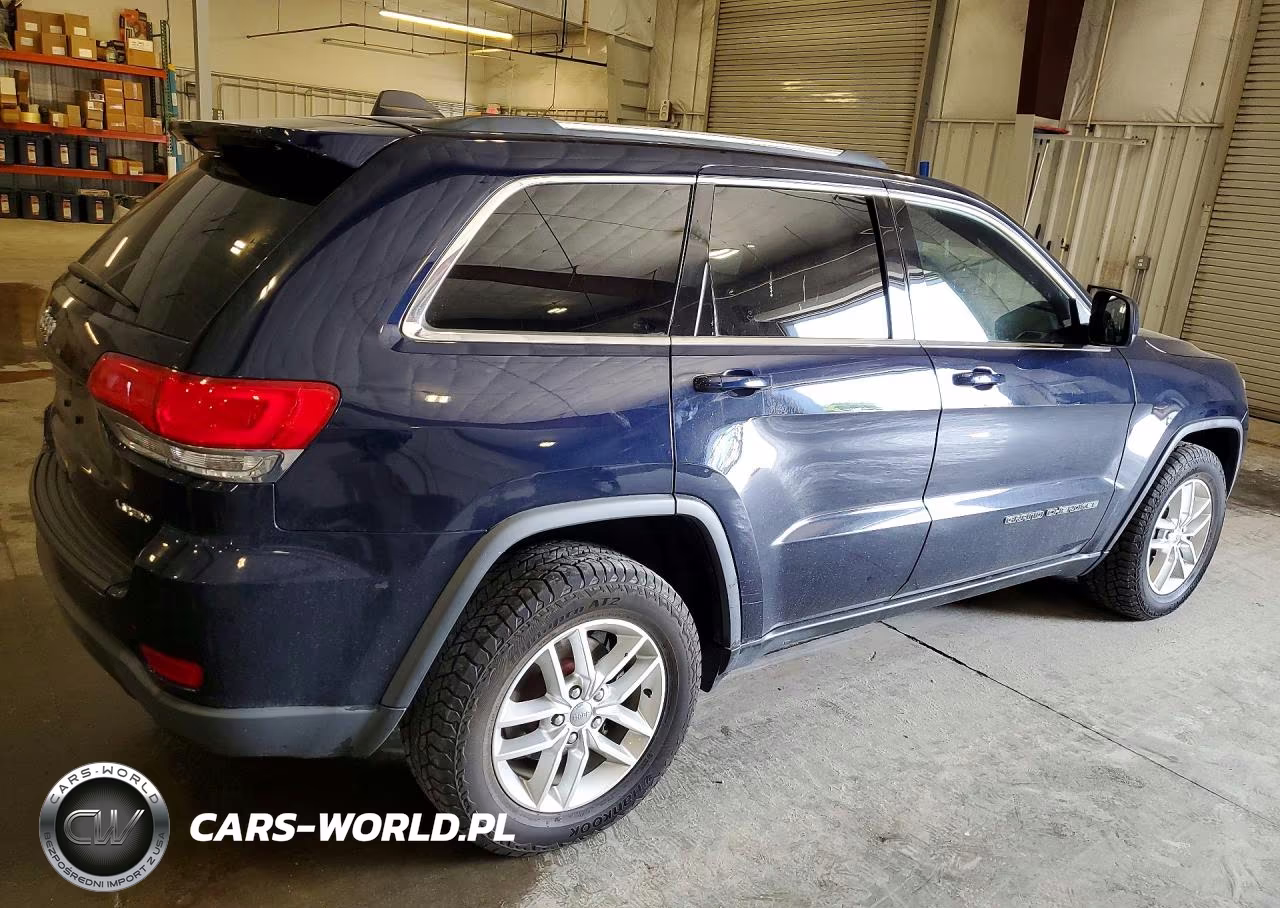 2018 Jeep Grand Cherokee Laredo VIN:1C4RJFAG2JC274688 - 3