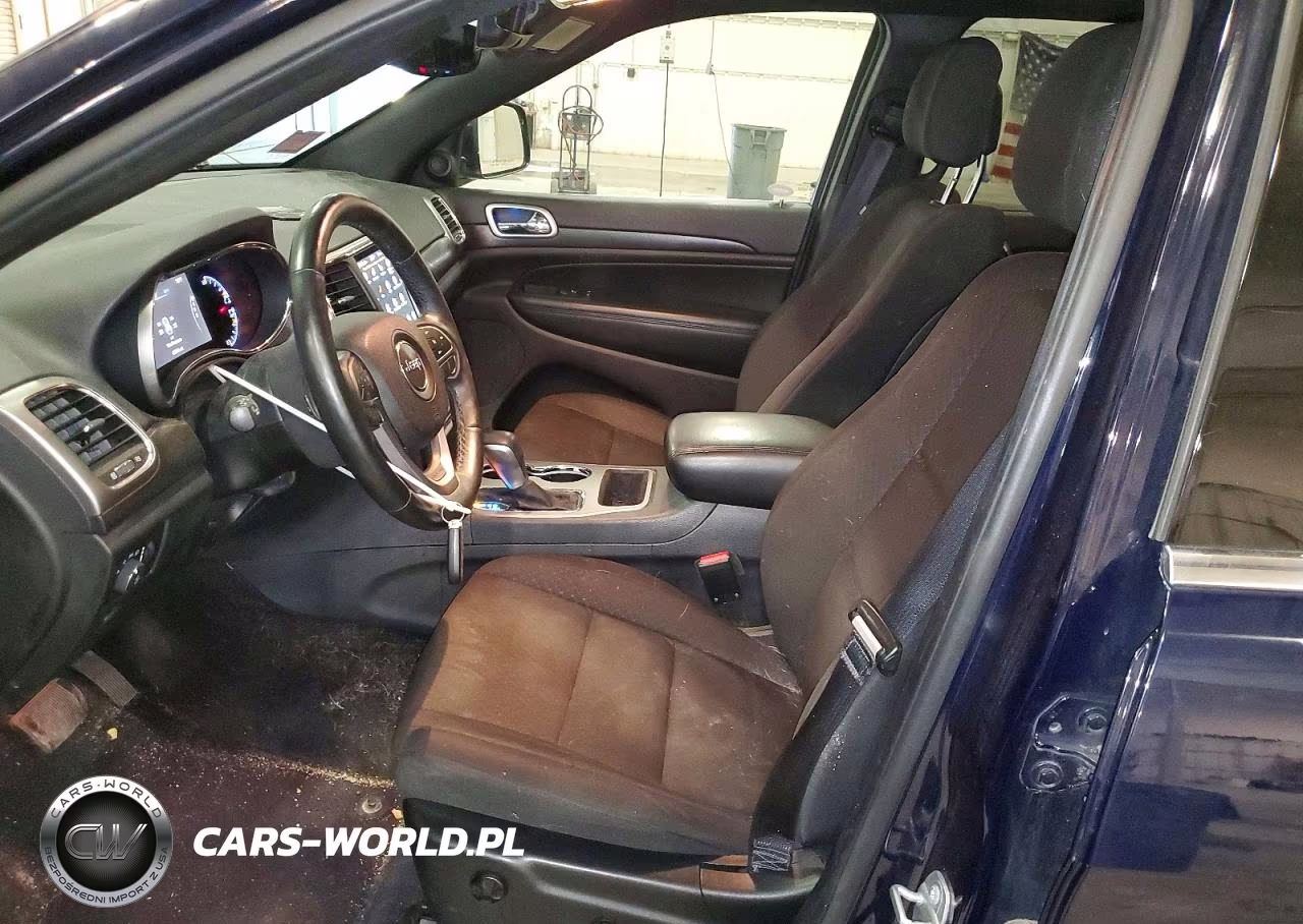 2018 Jeep Grand Cherokee Laredo VIN:1C4RJFAG2JC274688 - 7