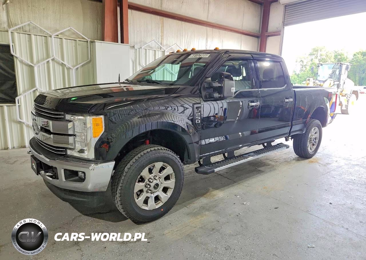 2017 Ford F250 Super Duty VIN:1FT7W2B63HED63613 - 1