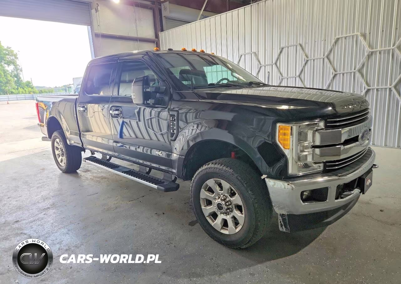 2017 Ford F250 Super Duty VIN:1FT7W2B63HED63613 - 4