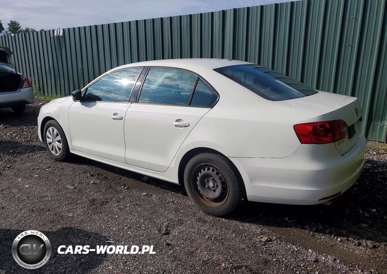 2013 Volkswagen Jetta Base VIN:3VW2K7AJ0DM227918 - 2