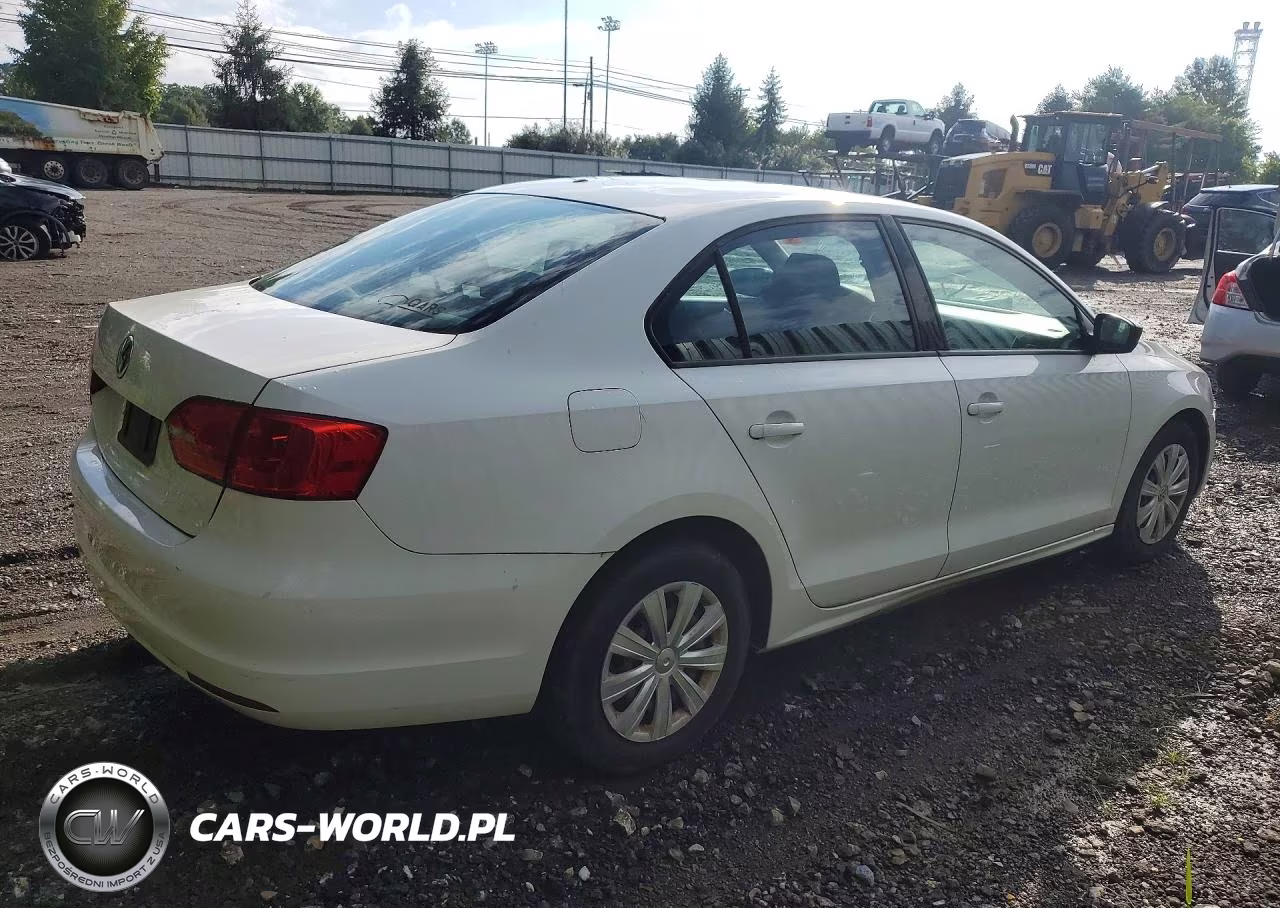 2013 Volkswagen Jetta Base VIN:3VW2K7AJ0DM227918 - 3
