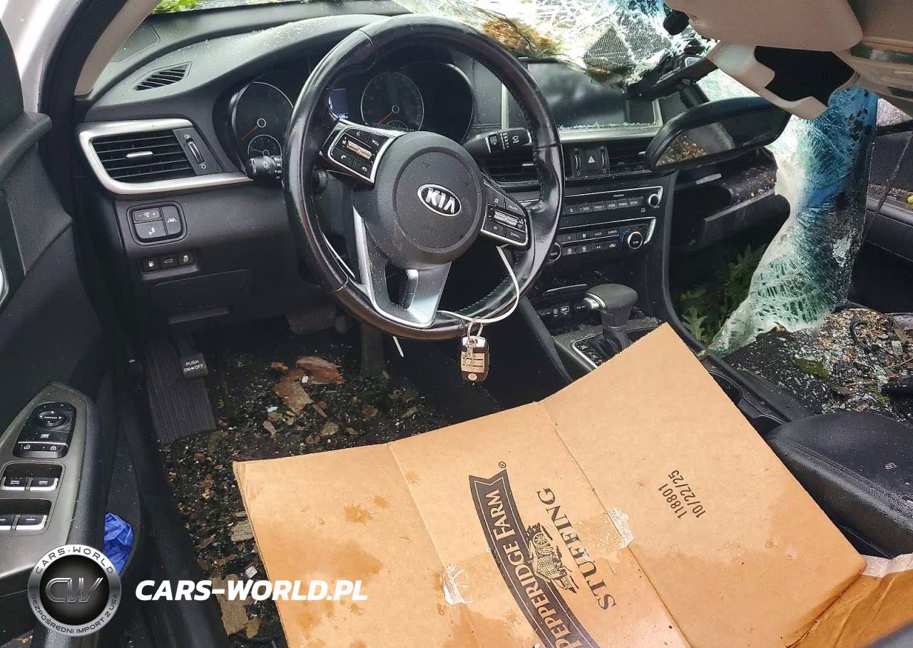 2019 Kia Optima S VIN:5XXGT4L32KG283148 - 8