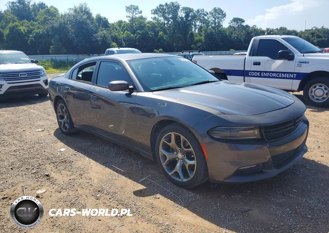 2015 Dodge Charger Sxt VIN:2C3CDXHG9FH852352 - 4
