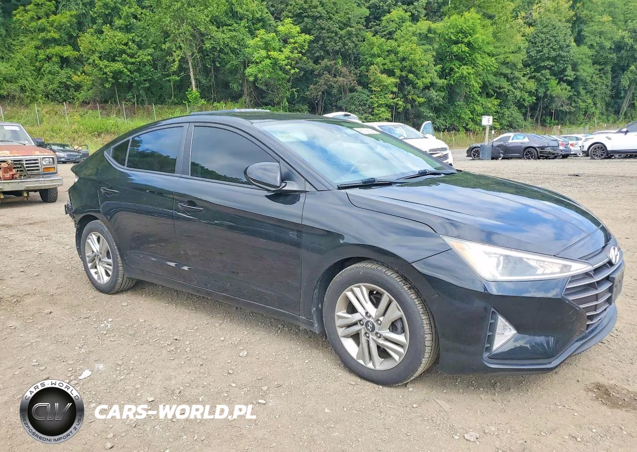 2019 Hyundai Elantra Value Edition VIN:KMHD84LF3KU786515 - 4