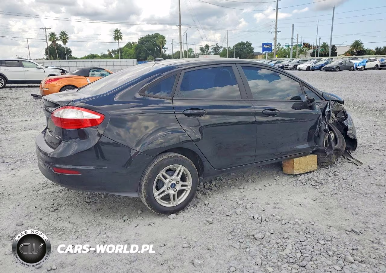 2019 Ford Fiesta Se VIN:3FADP4BJ6KM126069 - 3