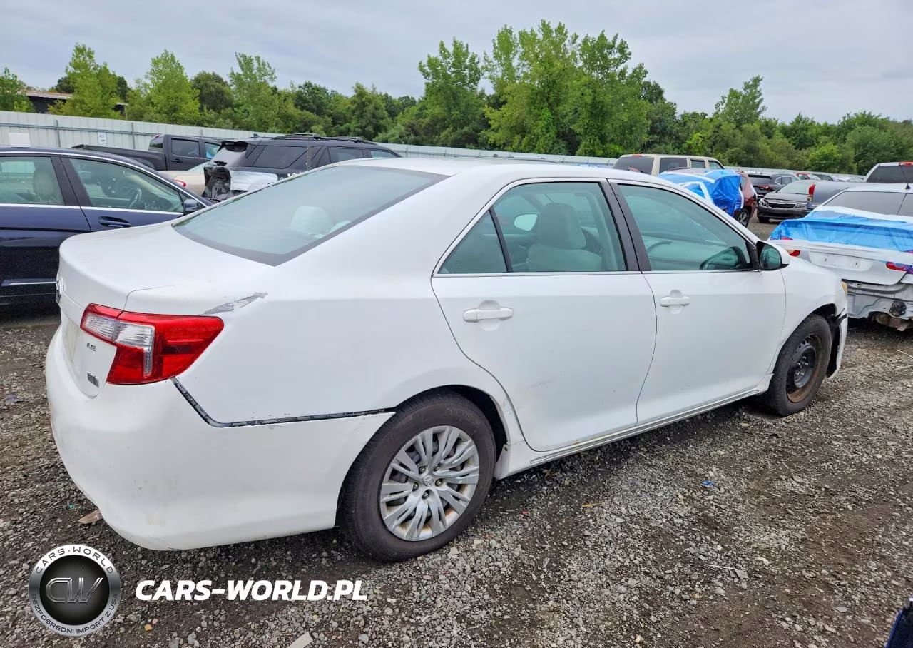 2012 Toyota Camry Hybrid Le VIN:4T1BD1FK3CU006914 - 3