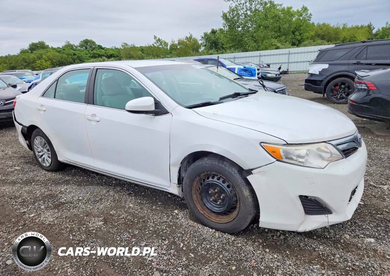 2012 Toyota Camry Hybrid Le VIN:4T1BD1FK3CU006914 - 4