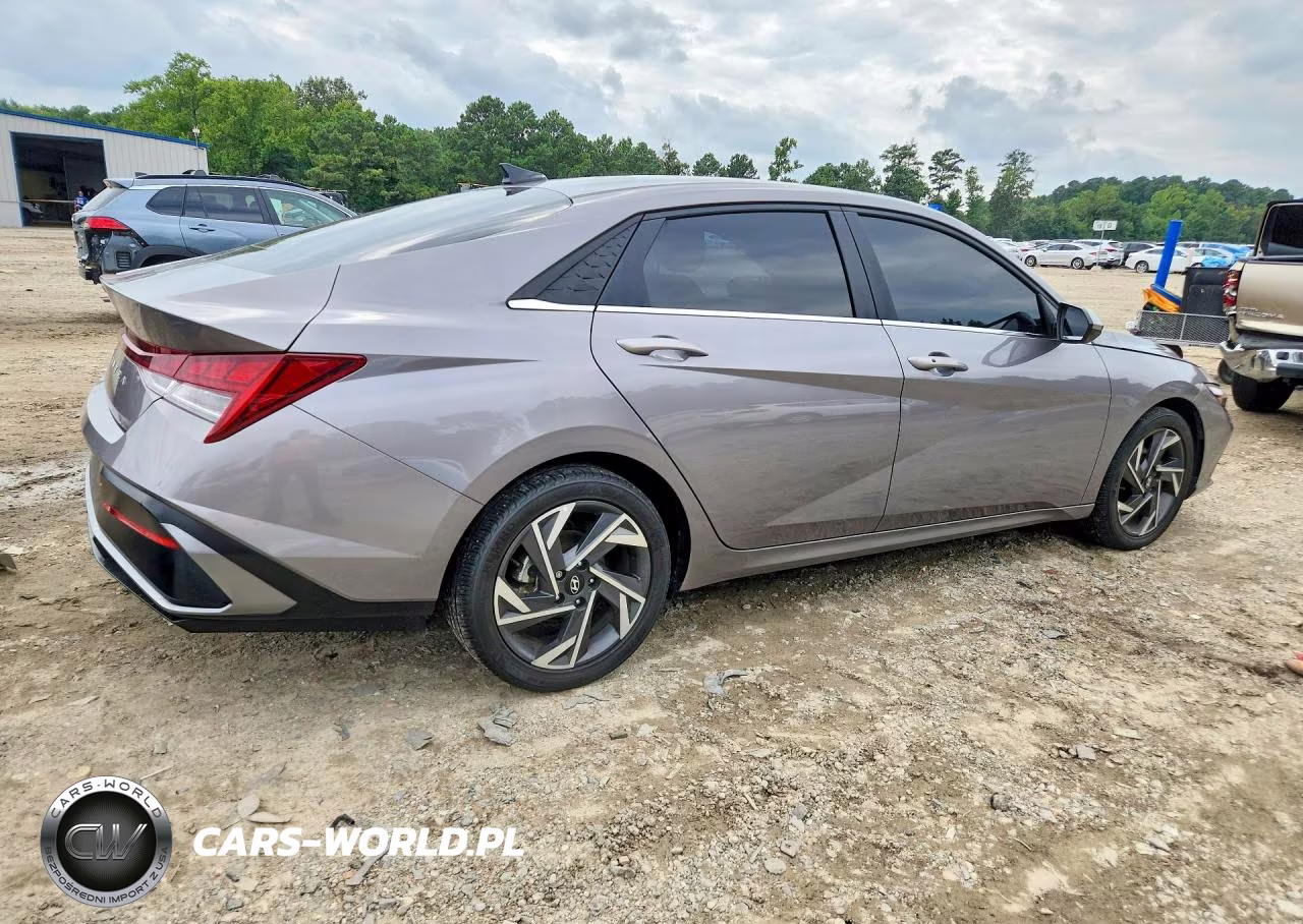 2024 Hyundai Elantra Sel VIN:KMHLS4DGXRU694848 - 3