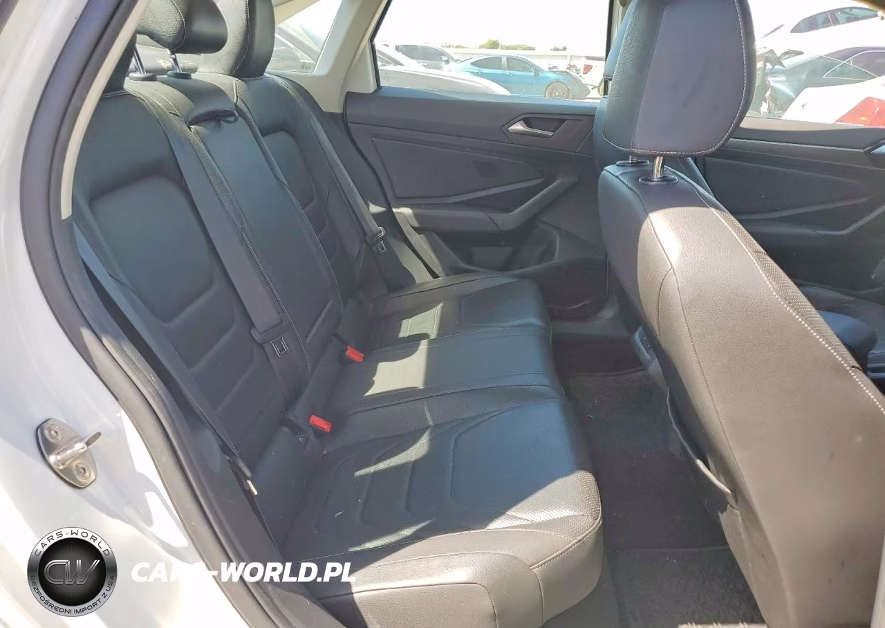 2019 Volkswagen Jetta Sel Premium VIN:3VWGB7BUXKM256189 - 10
