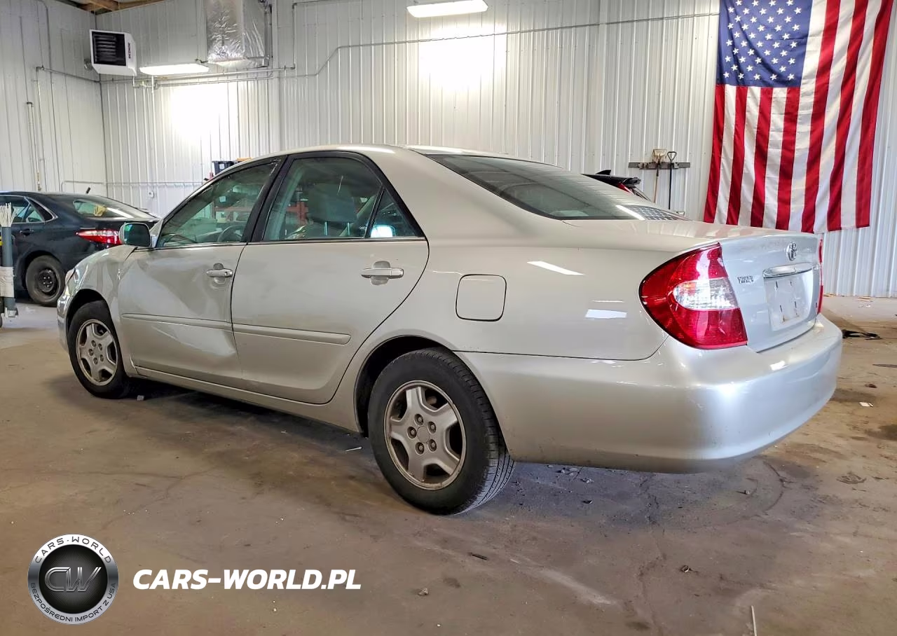 2003 Toyota Camry Le V6 VIN:4T1BF32KX3U566070 - 2