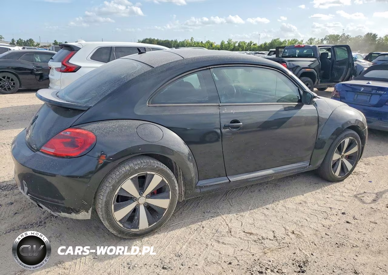 2012 Volkswagen Beetle Turbo VIN:3VWVA7AT0CM621306 - 3