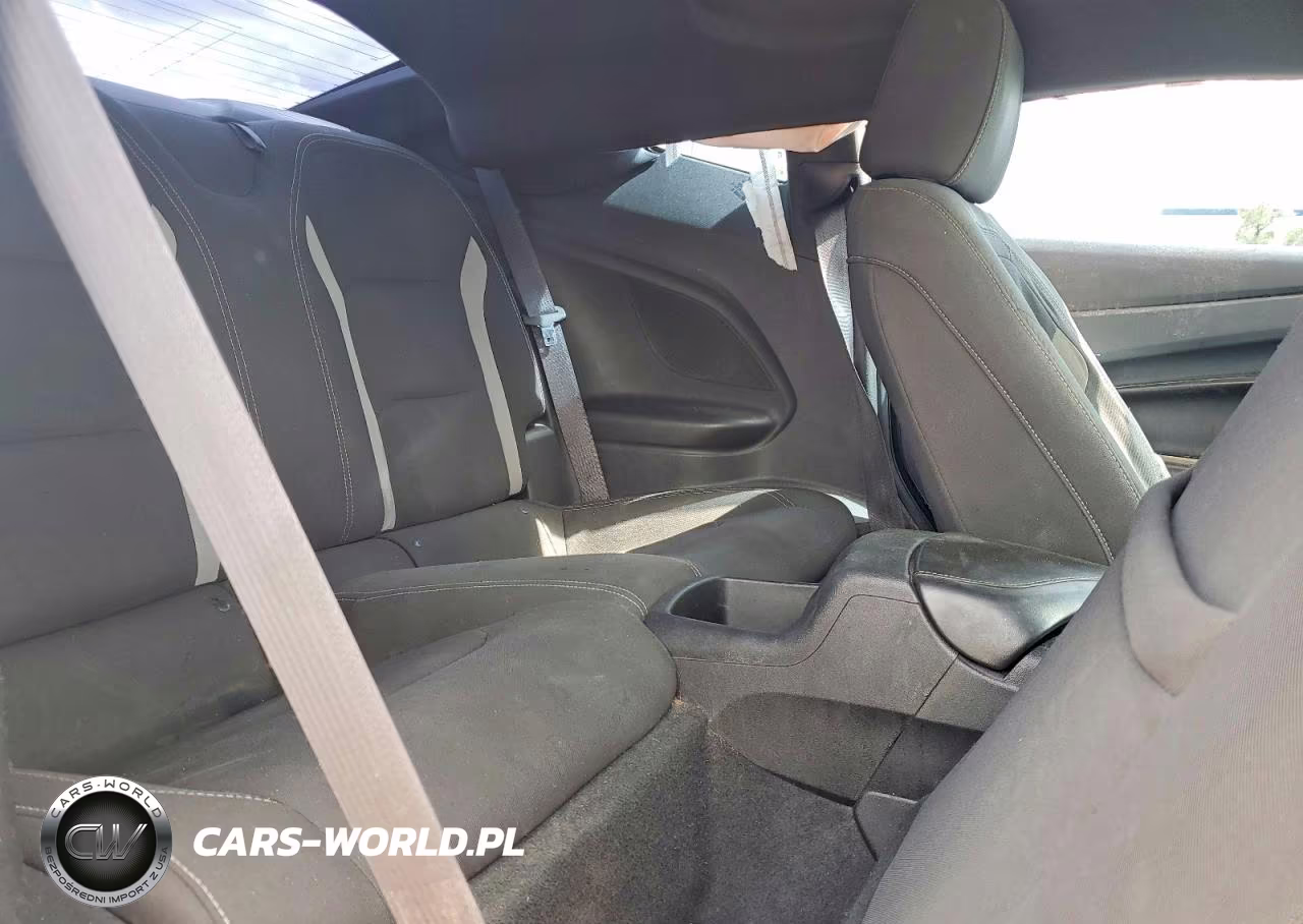 2018 Chevrolet Camaro Lt VIN:1G1FB1RX0J0127559 - 10