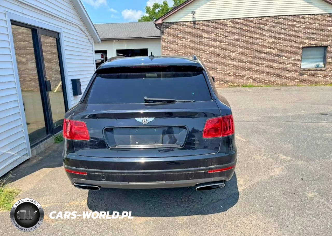 2017 Bentley Bentayga VIN:SJAAC2ZV4HC016056 - 5