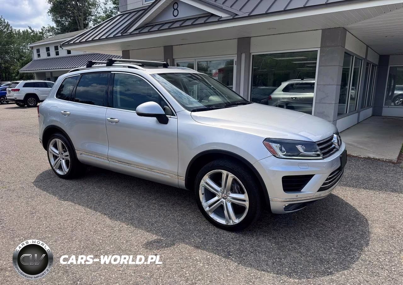 2017 Volkswagen Touareg Executive – zdjęcie 1 z 13
