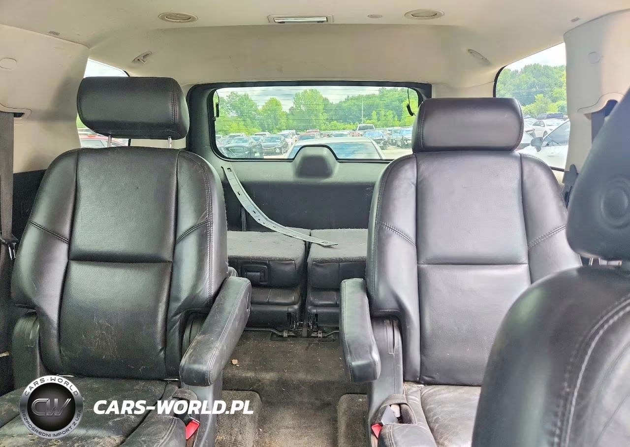 2007 Cadillac Escalade Luxury VIN:1GYFK63897R273561 - 10