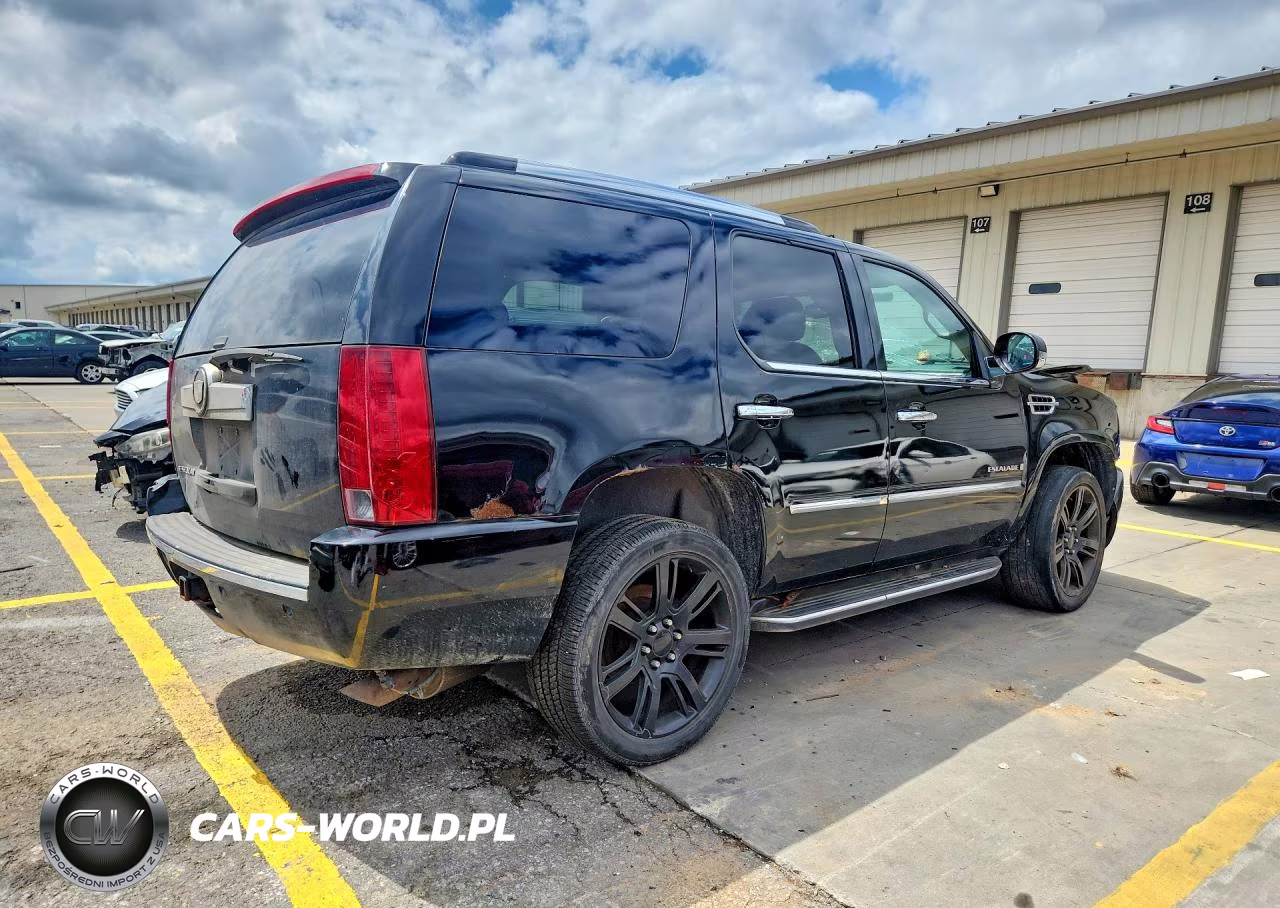 2007 Cadillac Escalade Luxury VIN:1GYFK63897R273561 - 3