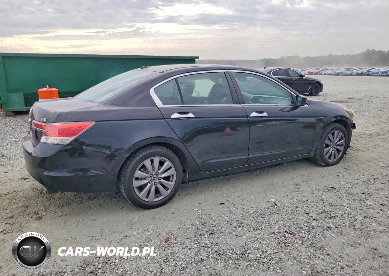 2011 Honda Accord Exl VIN:1HGCP3F81BA004774 - 3