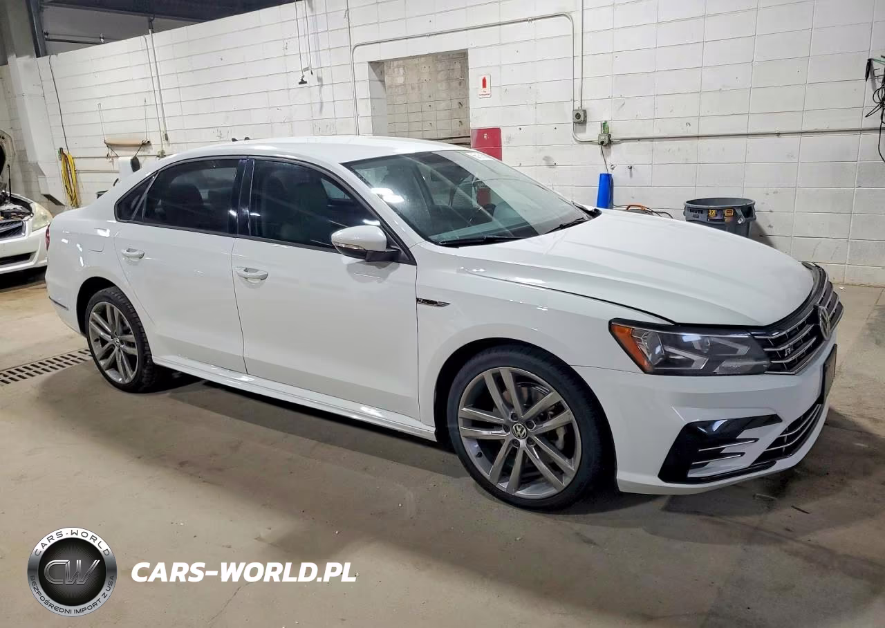 2018 Volkswagen Passat S VIN:1VWAA7A39JC028363 - 4