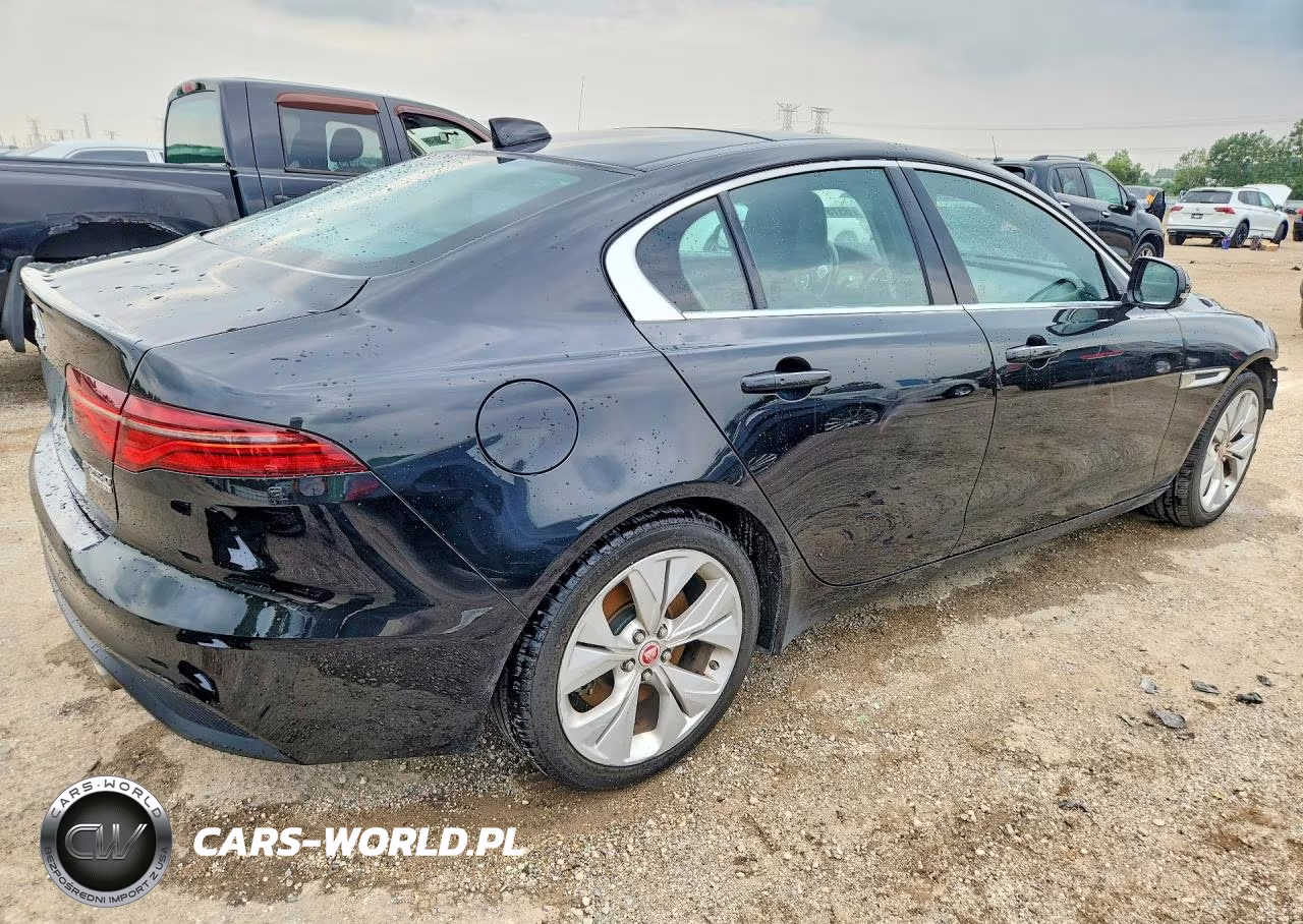 2020 Jaguar Xe S VIN:SAJAJ4FX3LCP64667 - 3