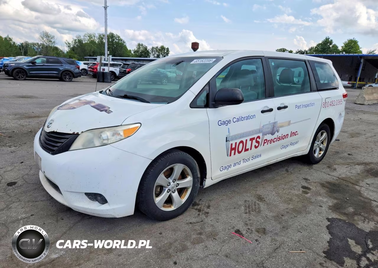 2014 Toyota Sienna L 7-Passenger