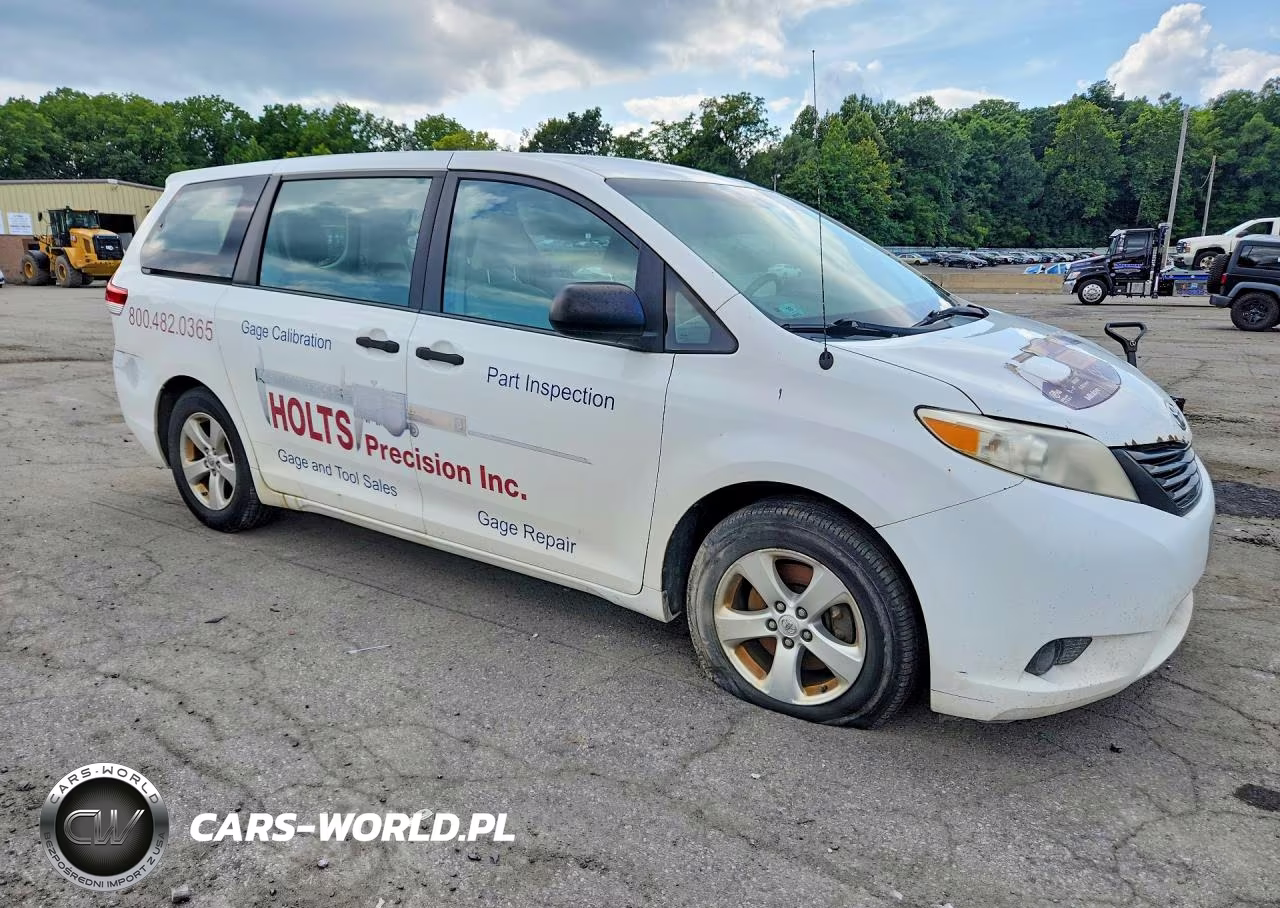 2014 Toyota Sienna L 7-Passenger VIN:5TDZK3DC0ES409580 - 4