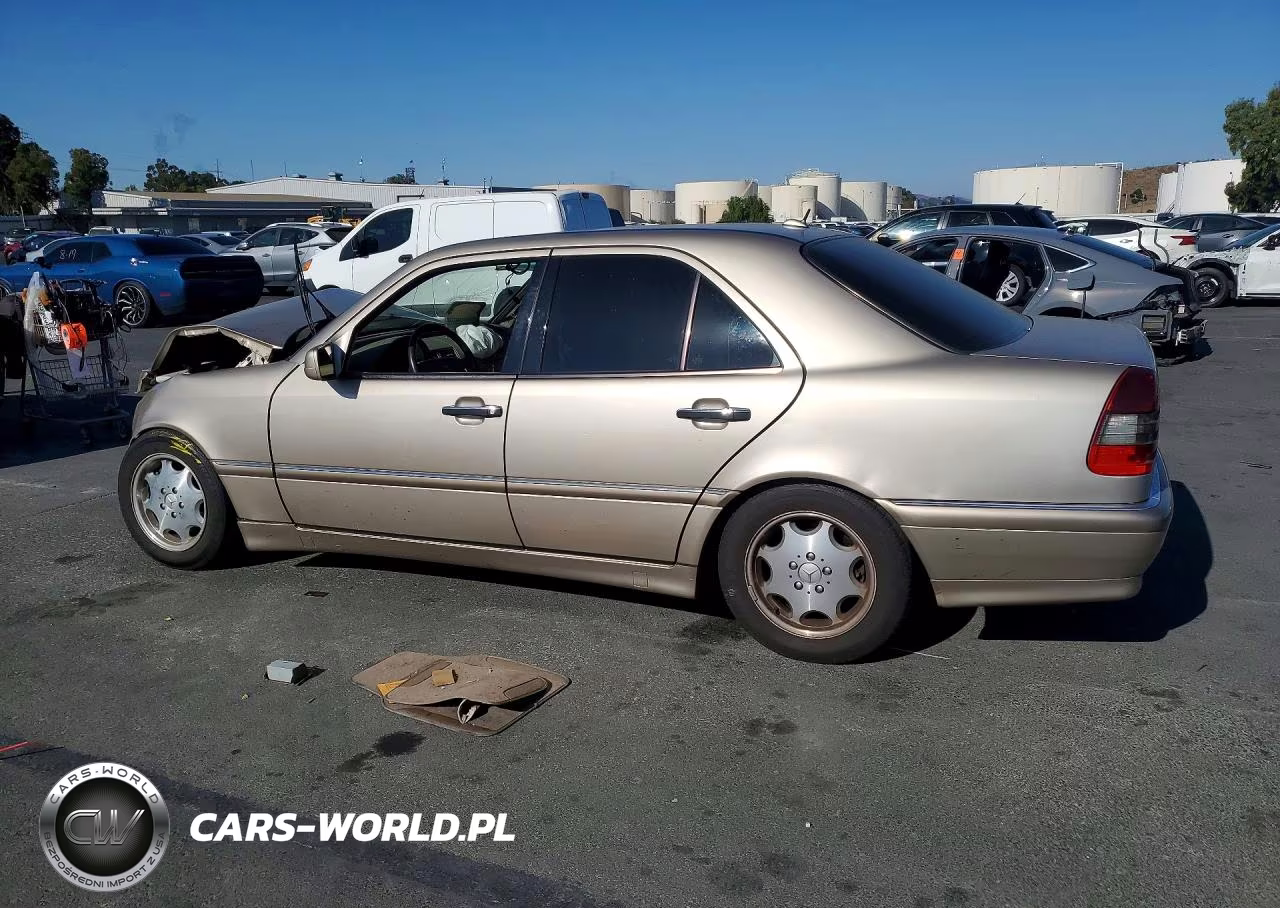 2000 Mercedes-Benz C 230 VIN:WDBHA24GXYA852329 - 2