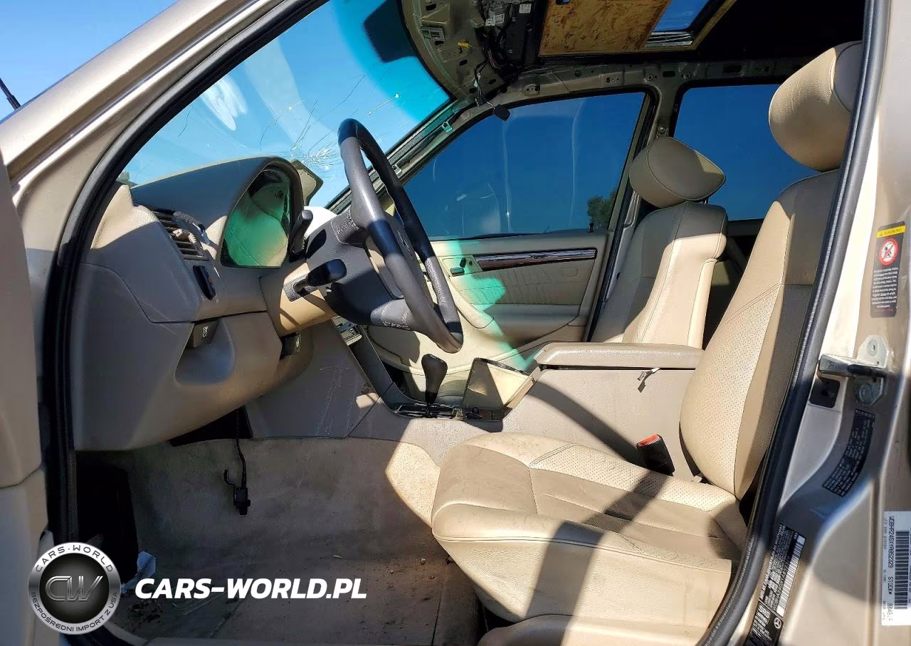 2000 Mercedes-Benz C 230 VIN:WDBHA24GXYA852329 - 7
