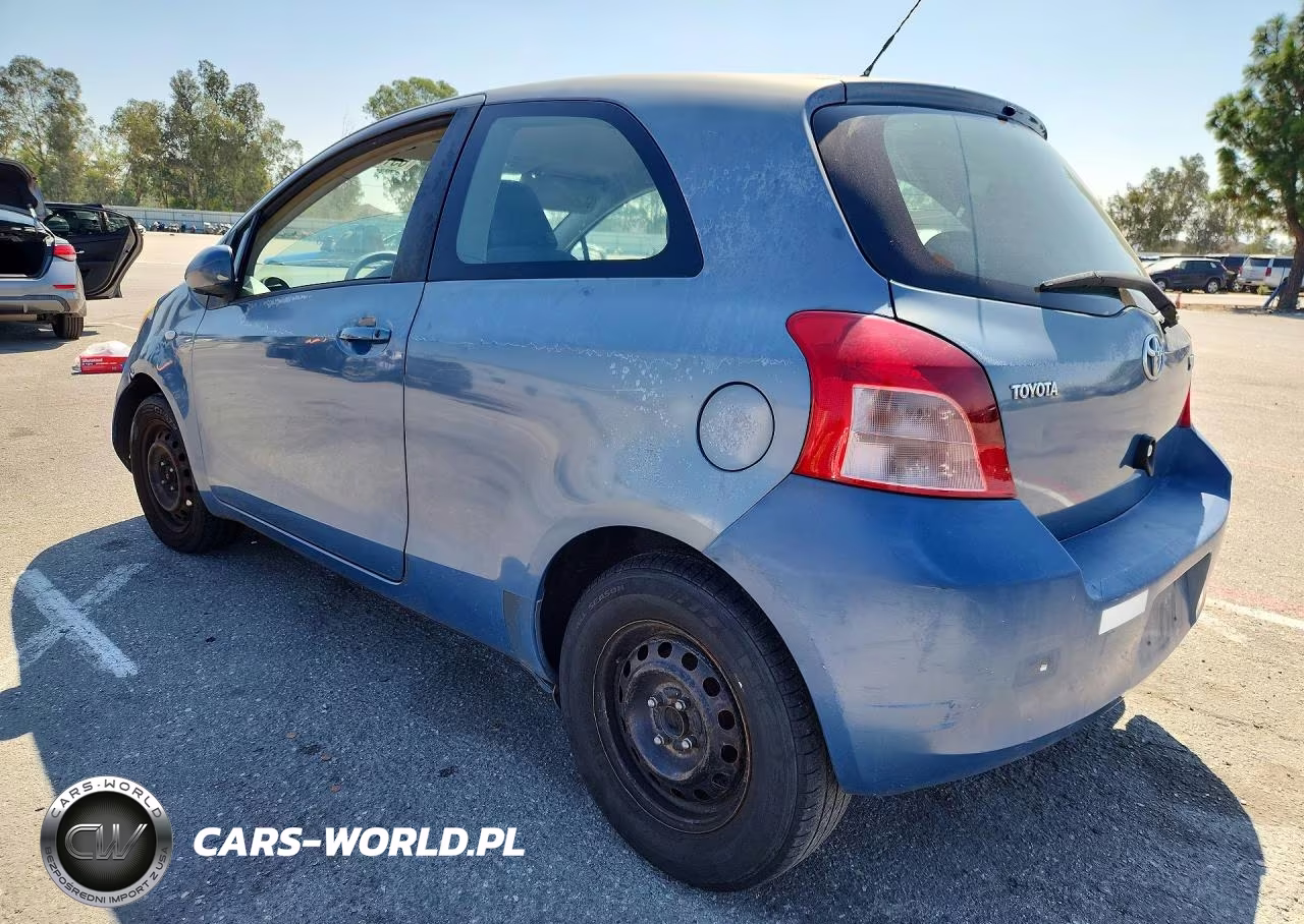 2008 Toyota Yaris Base VIN:JTDJT923X85157170 - 2