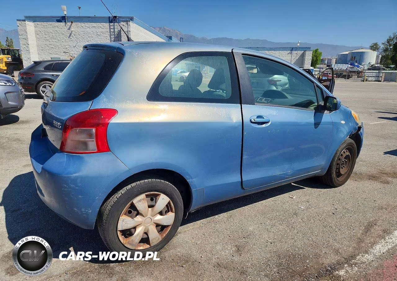 2008 Toyota Yaris Base VIN:JTDJT923X85157170 - 3