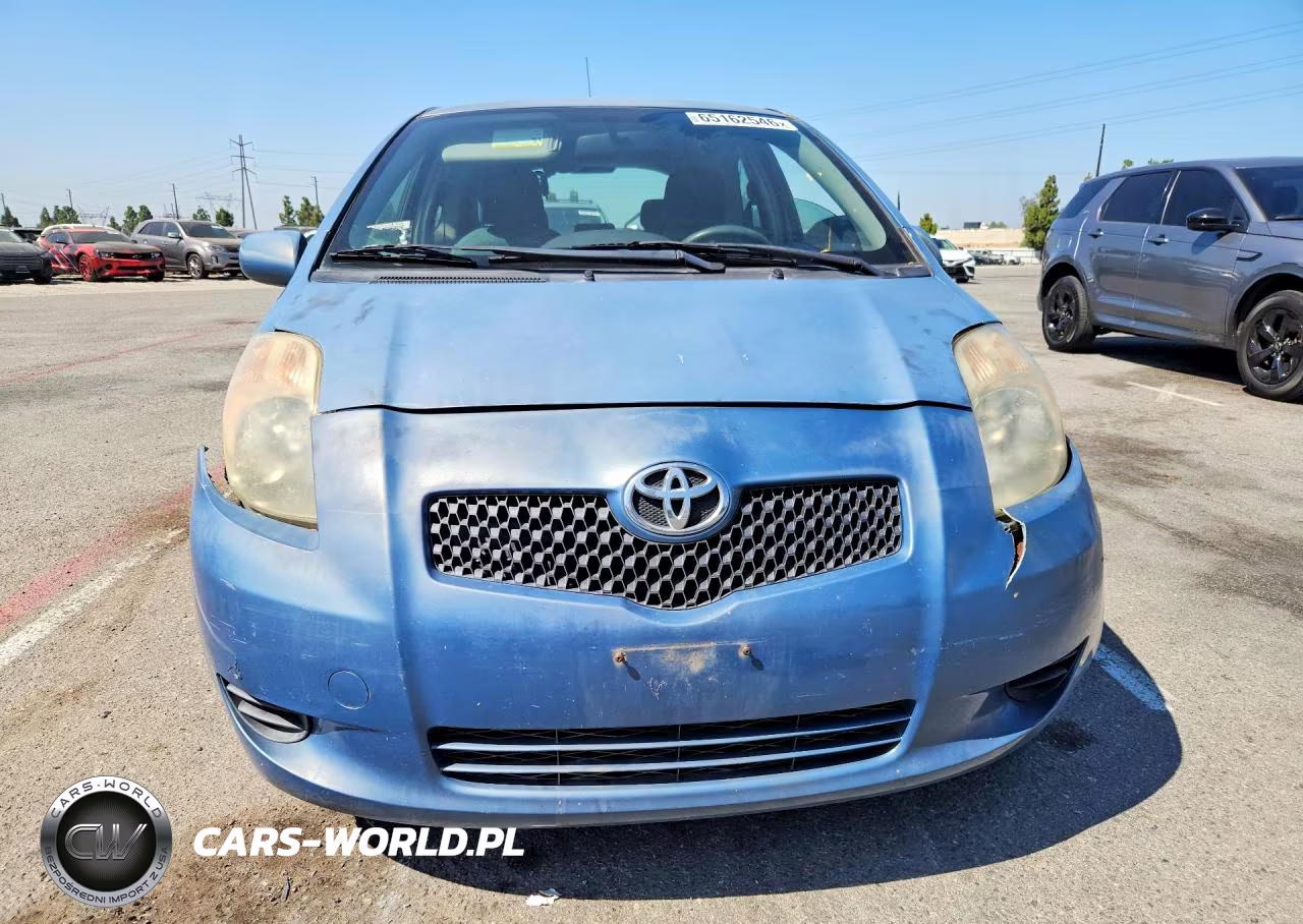 2008 Toyota Yaris Base VIN:JTDJT923X85157170 - 5