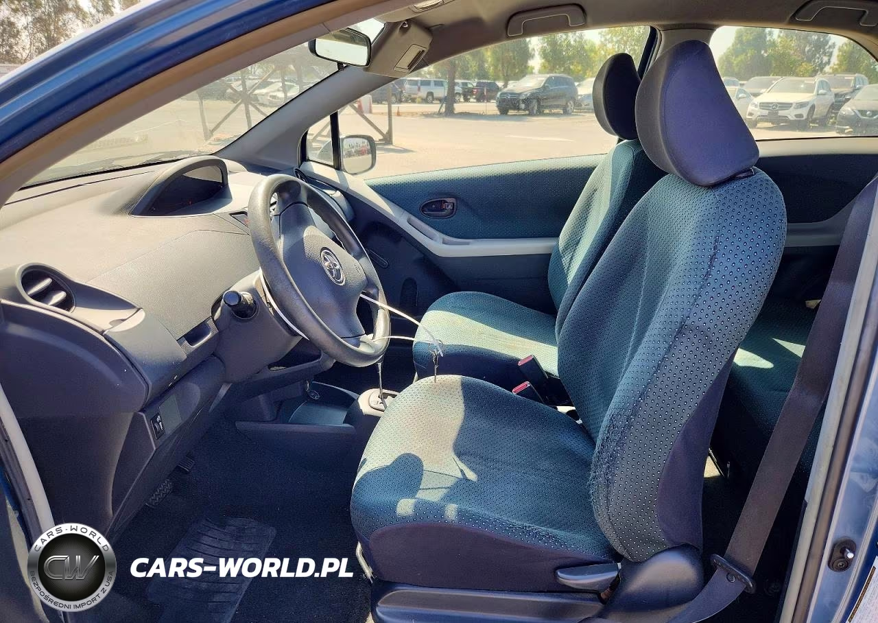 2008 Toyota Yaris Base VIN:JTDJT923X85157170 - 7