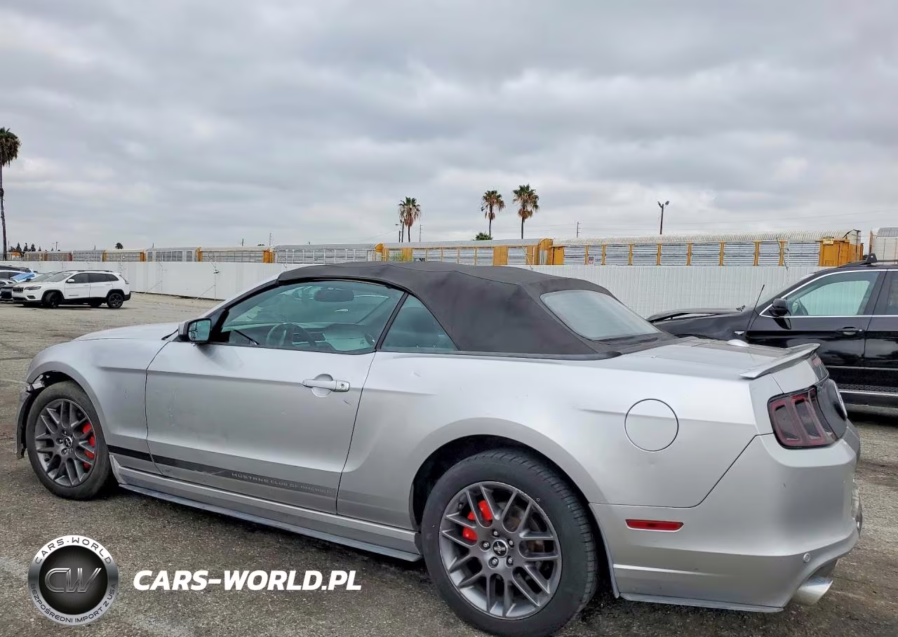 2014 Ford Mustang V6 Premium VIN:1ZVBP8EM2E5254959 - 2